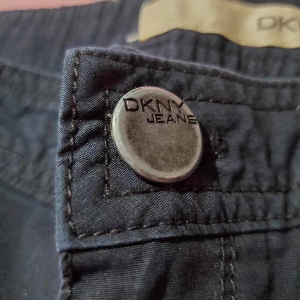 DKNY Jeans Black Capri Outdoor Pants - Picture 4 of 9